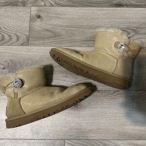 UGG Mini Bailey Button Bling boots